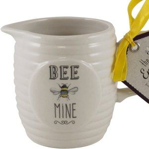 NWT English Tableware Co Be Mine Bee Mine Happy Creamer Jug Honey David Mason